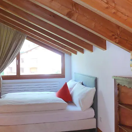 Chesa Vadret 12 By Interhome *