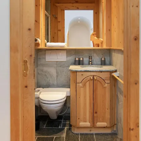 Apartament Chesa Vadret 12 By Interhome